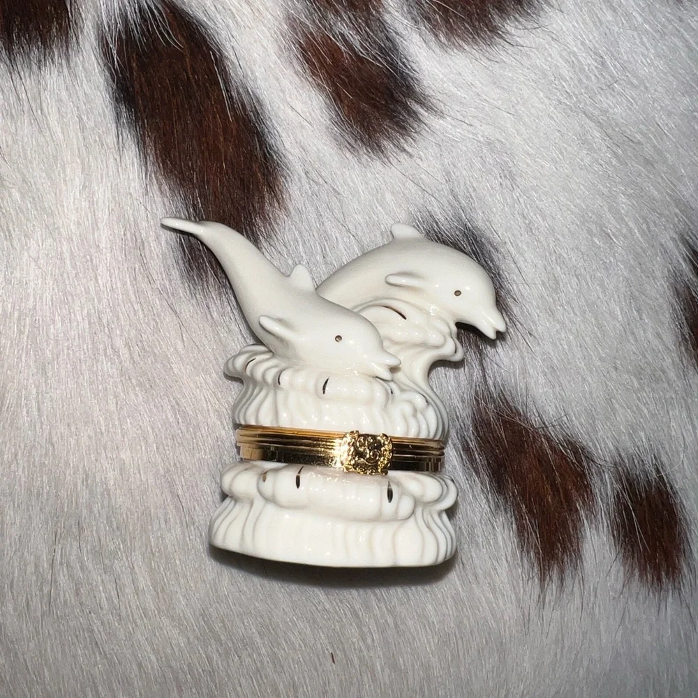 Lenox Playful Pair Dolphin Trinket Box OS Cream Excellent Gold Trim Hinged China